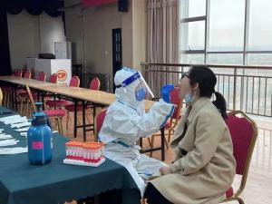 抗疫保供，我們?nèi)σ愿埃? class=